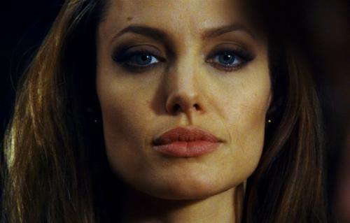 Неужели пластика? Подозрительно похорошевшие звезды