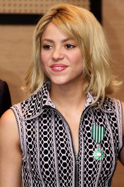 Шакира (Shakira)Колумбийская певица, танцовщица, композитор и продюсер IQ=140