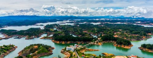 Самый гигантский камень в мире