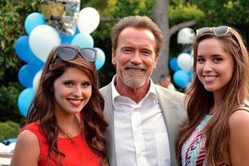 А девочки-то выросли: самые красивые дочки звёздных родителей