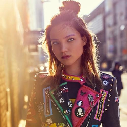 А девочки-то выросли: самые красивые дочки звёздных родителей