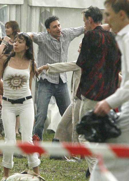 Жданов и Клочкова устроили откровенные танцы