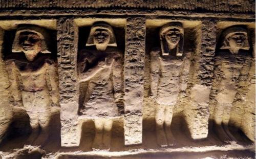 В Египте найдена нетронутая гробница, которой 4400 лет