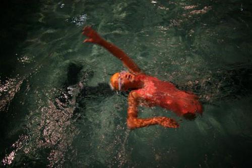 Безногая китаянка примет участие в Олимпиаде по… плаванию!