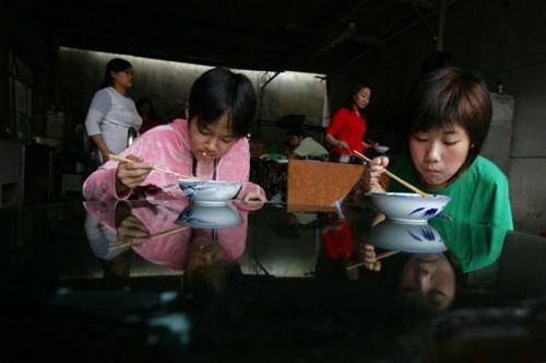 Безногая китаянка примет участие в Олимпиаде по… плаванию!