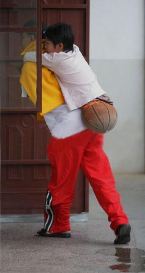 Безногая китаянка примет участие в Олимпиаде по… плаванию!