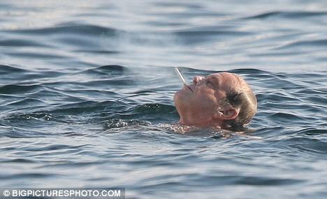 Джек Николсон уложил партнёршу в твист