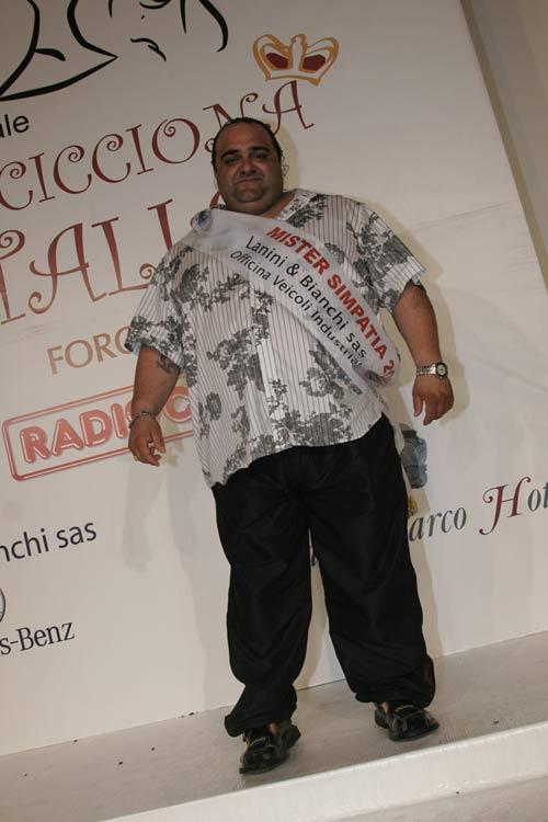 В Италии прошел конкурс толстяков