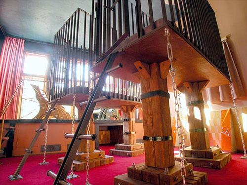 Отель-фантазия возбуждает воображение  летающей кроватью