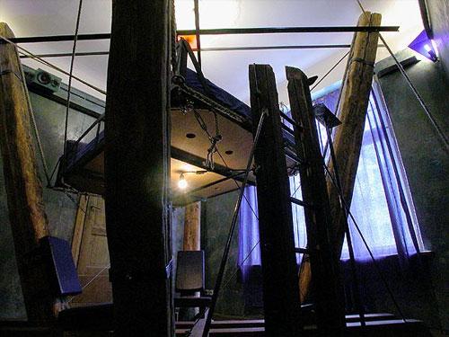 Отель-фантазия возбуждает воображение  летающей кроватью