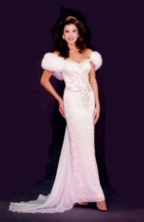 Самые красивые девушки мира на рубеже веков