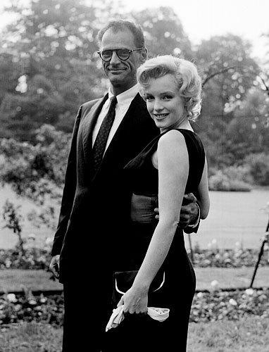 Мужчины самых красивых женщин планеты