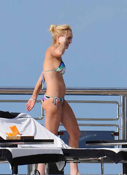 Как звезды расслабляются на яхтах, думая, что их никто не видит