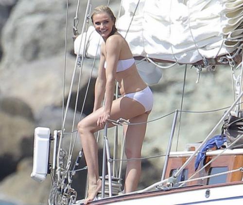 Как звезды расслабляются на яхтах, думая, что их никто не видит