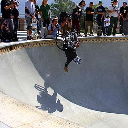 Сальто на инвалидном кресле