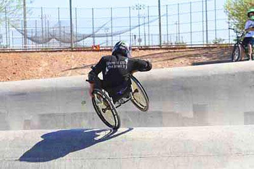 Сальто на инвалидном кресле