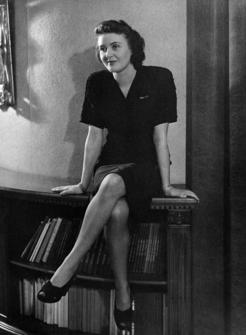 Женщины самых кровожадных мужчин прошлого века