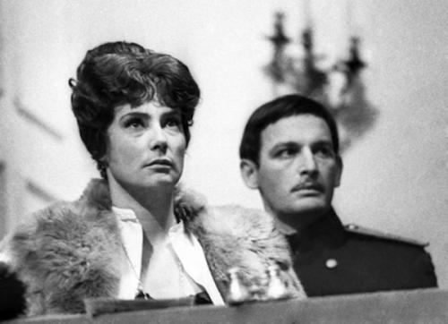 Звезды, которые избавились от беременности ради карьеры и пожалели об этом