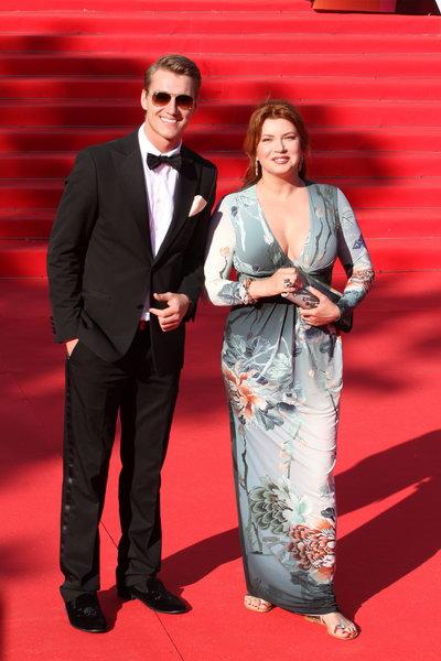 Брэд Питт «взорвал» «красную дорожку» ММКФ