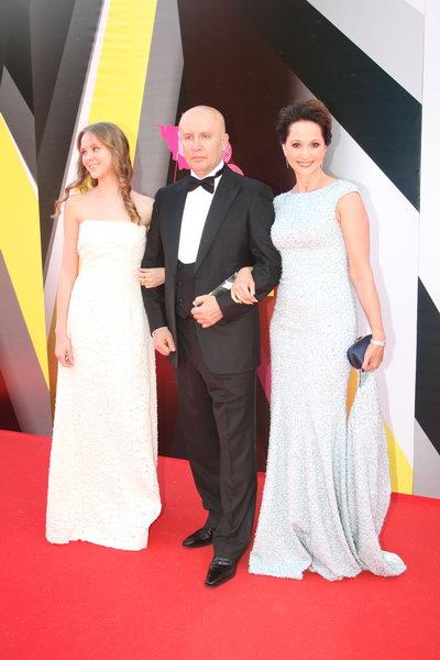 Брэд Питт «взорвал» «красную дорожку» ММКФ