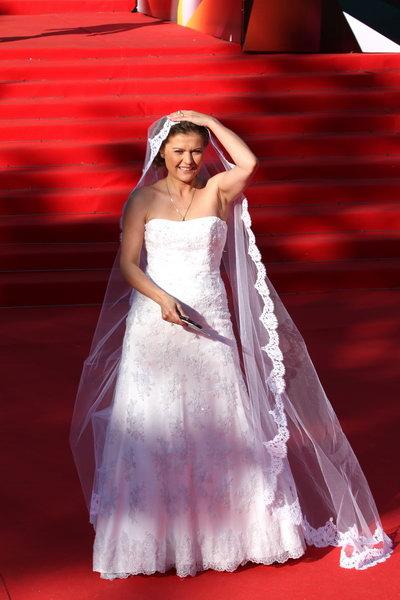 Брэд Питт «взорвал» «красную дорожку» ММКФ