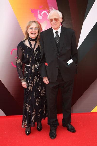 Брэд Питт «взорвал» «красную дорожку» ММКФ