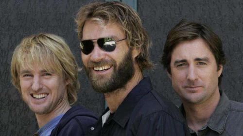 12 братьев и сестер , которые работают вместе на съемочной площадке