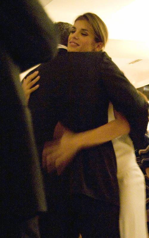 Джорджа Клуни пощупали за ягодицы