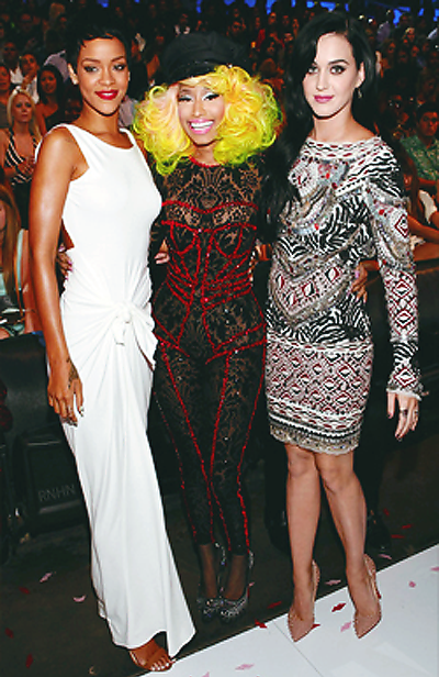 Последние фотографии звезд из Твиттеров