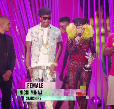 Последние фотографии звезд из Твиттеров