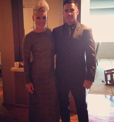 Последние фотографии звезд из Твиттеров