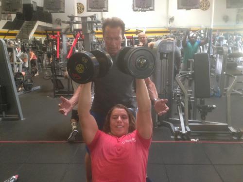 Шварценеггер v 2.0: внебрачный сын Арни как две капли похож на отца