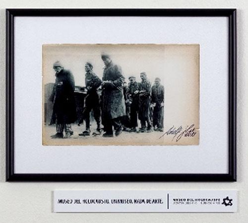 Диктаторы в рекламе: креатив на продажу