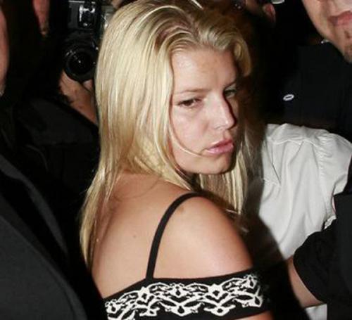 Скандальные фотографии подвыпивших звезд