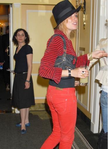 Звездные тылы: хороши ли знаменитости со всех сторон