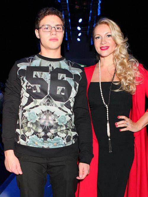 «Мамин симпотяга»: сыновья отечественных и зарубежных звезд