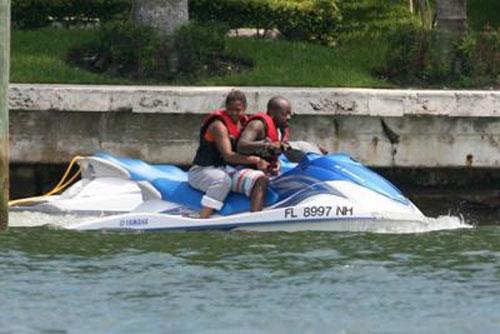 Джанет Джексон снова набрала килограммы