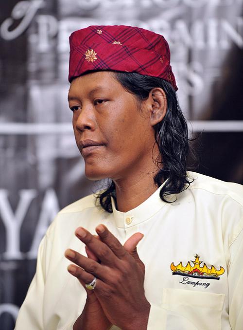 В Индонезии нашли нового человека-гиганта