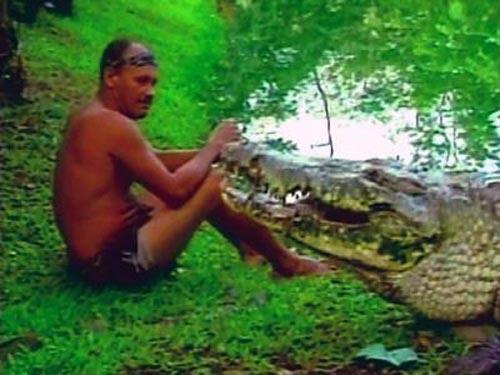 Сентиментальный крокодил срывает апплодисменты