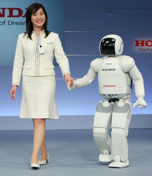 Стирая границы между роботом и человеком