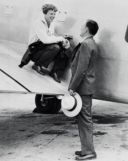 Знаменитости, смерть которых могла быть фальсификаций