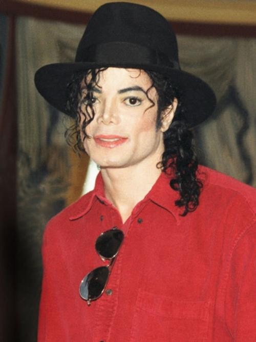 Знаменитости, смерть которых могла быть фальсификаций