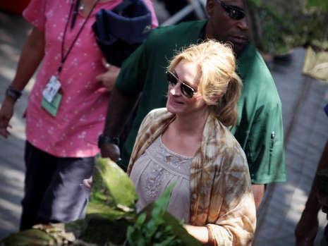 Джулия Робертс искупалась с женихом Пенелопы Круз