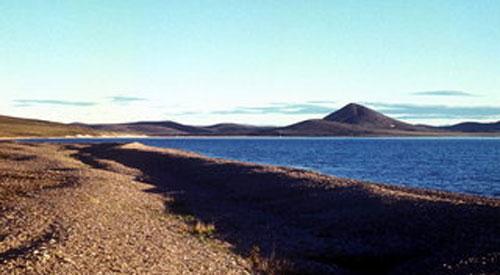 Озеро «нетающего льда» поведает о будущем планеты