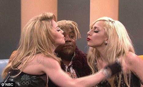 Мадонна подралась с Lady GaGa в прямом эфире