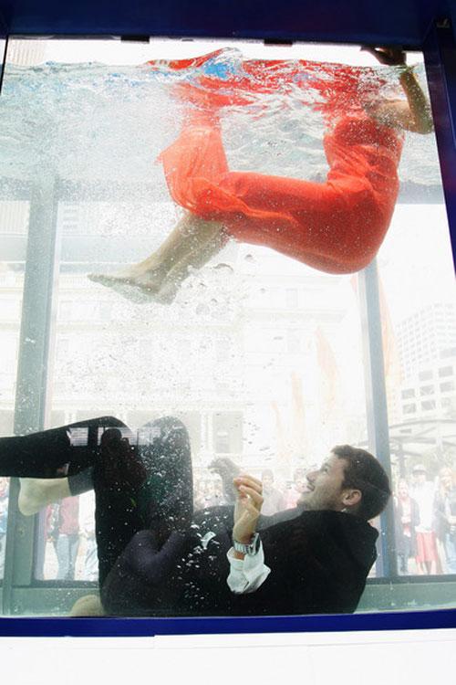 В Австралии прошёл  подводный показ мод