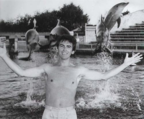 Редкие снимки знаменитостей прошлого и настоящего. Часть 18