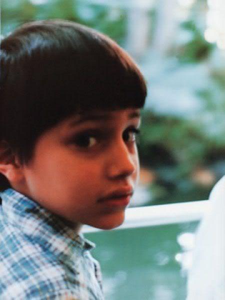 Редкие снимки знаменитостей прошлого и настоящего. Часть 5