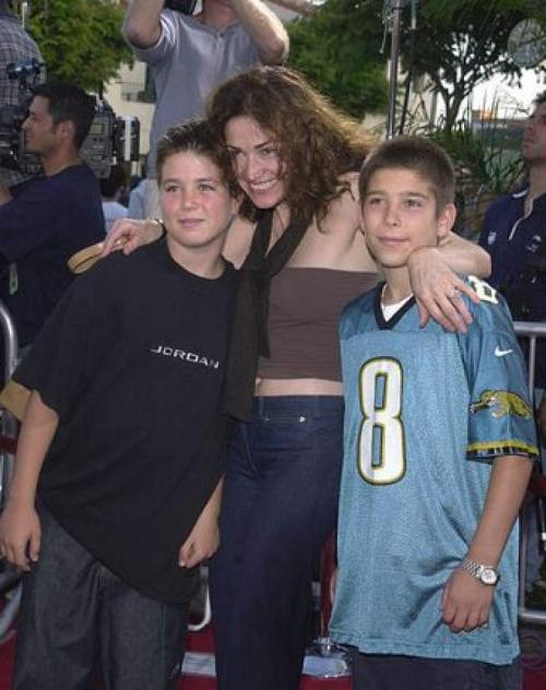 Звезды, которых лишали родительских прав