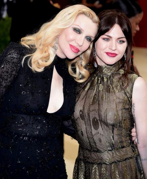 Звезды, которых лишали родительских прав